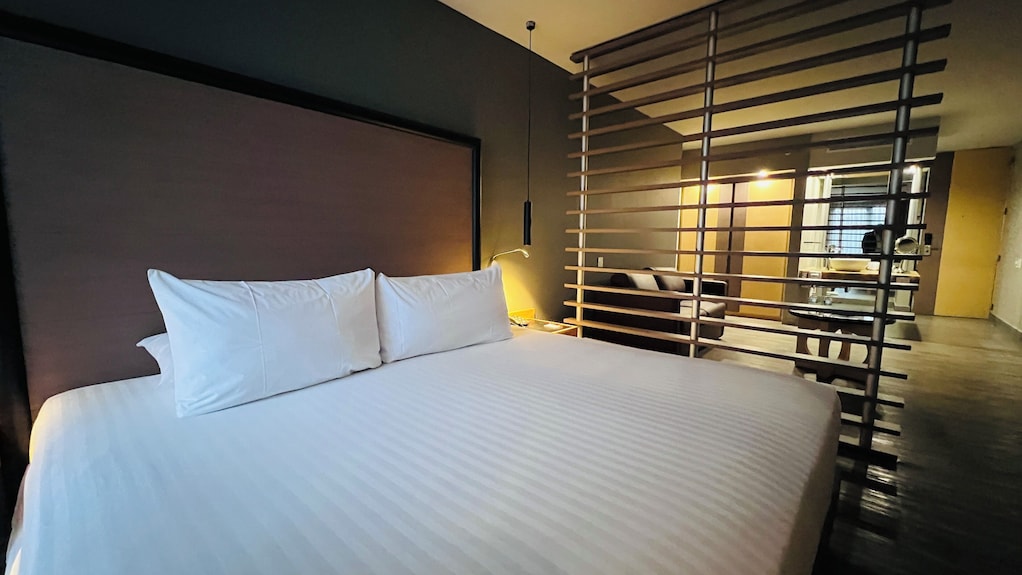Ramada by Wyndham Mexico City Santa Fe