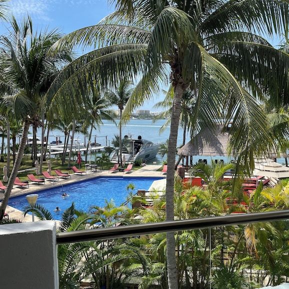 Sina Suites Cancún - Adults Only