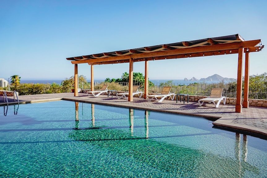 Sunrock Hotel and Suites