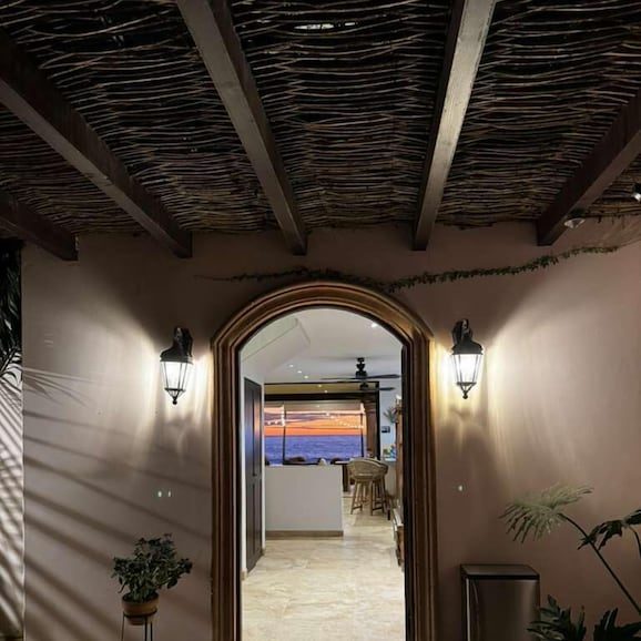 The Cerritos Beach Inn