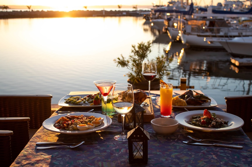 The Westmarine Waterfront Hotel