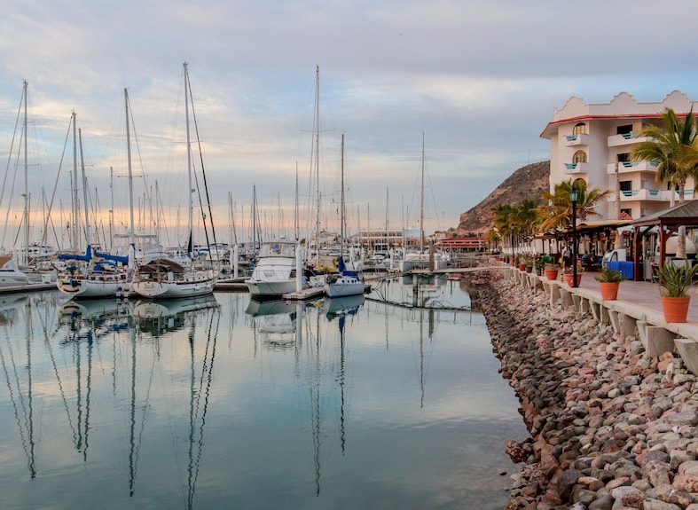 The Westmarine Waterfront Hotel