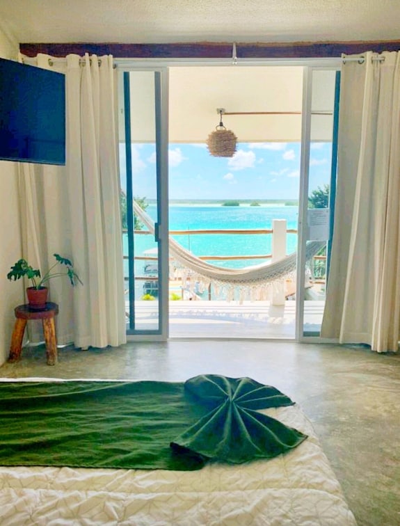 Tropic Bacalar Hotel